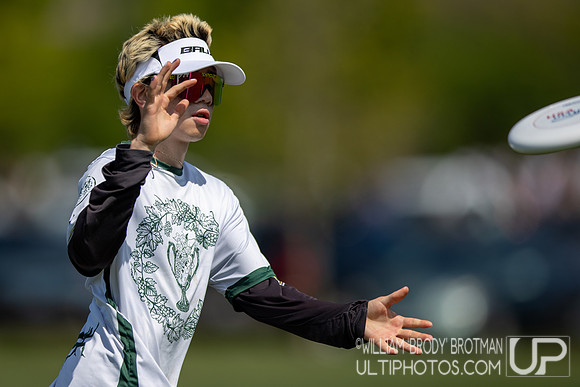Day 1 at the 2026 USAU D-III College Championships