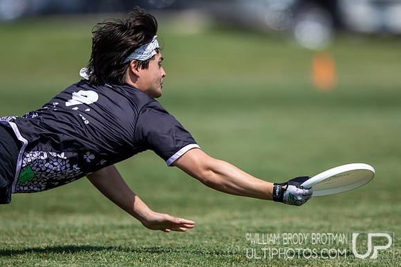 Day 1 at the 2026 USAU D-III College Championships