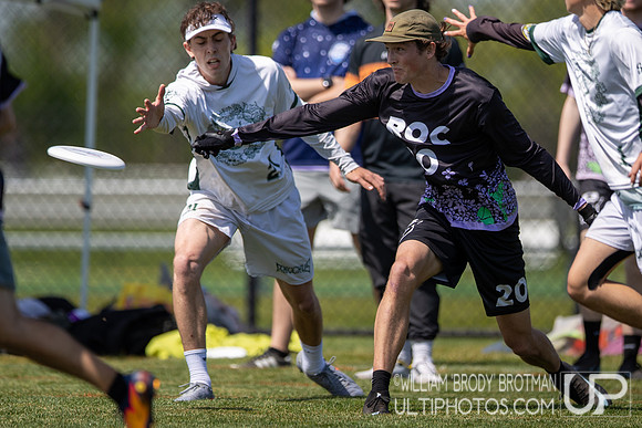 Day 1 at the 2026 USAU D-III College Championships