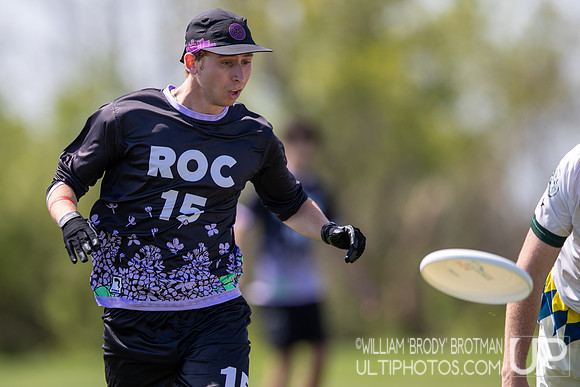Day 1 at the 2026 USAU D-III College Championships