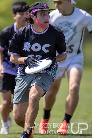 Day 1 at the 2026 USAU D-III College Championships