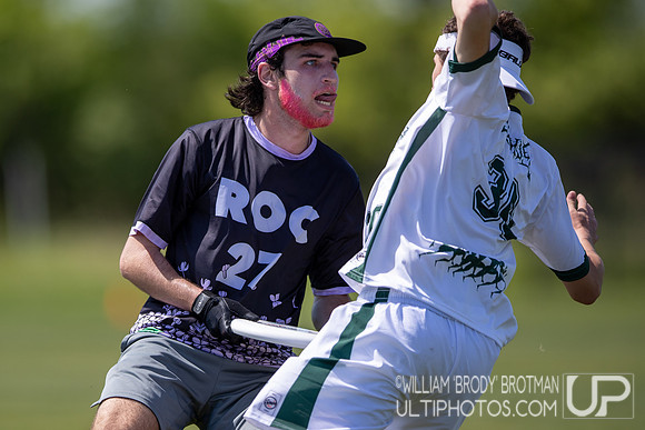 Day 1 at the 2026 USAU D-III College Championships