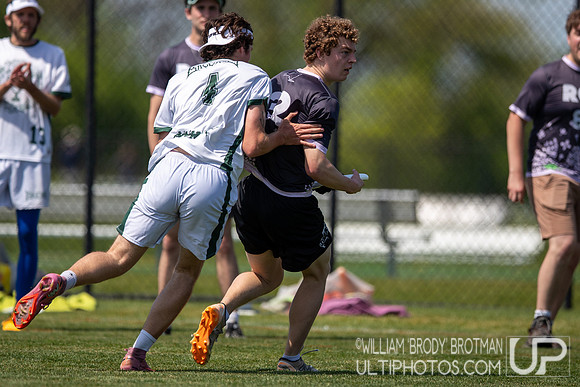 Day 1 at the 2026 USAU D-III College Championships