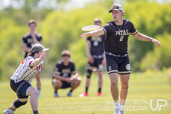 Day 2 at the 2026 USAU D-III College Championships