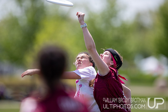Day 1 at the 2026 USAU D-III College Championships