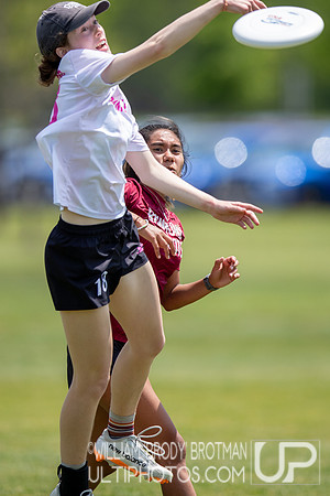 Day 1 at the 2026 USAU D-III College Championships