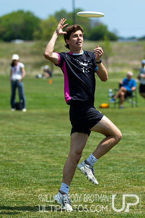 Day 1 at the 2026 USAU D-III College Championships