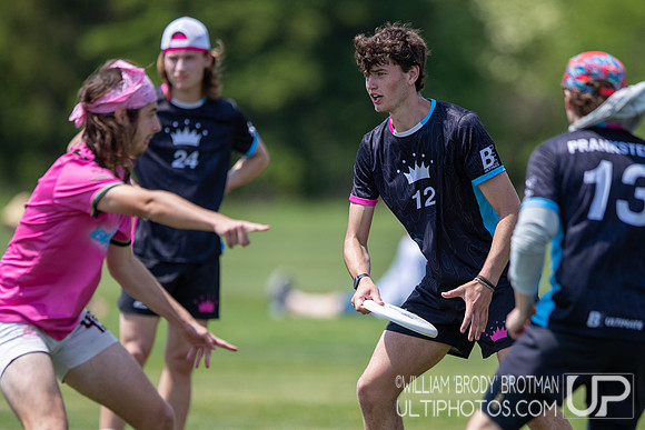 Day 1 at the 2026 USAU D-III College Championships