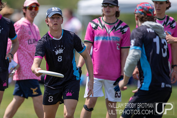 Day 1 at the 2026 USAU D-III College Championships