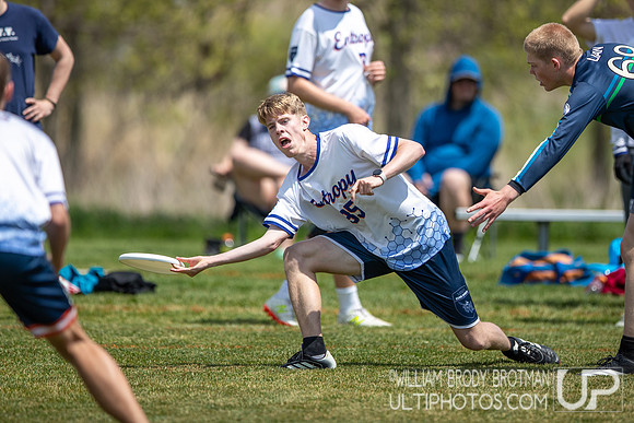 Day 1 at the 2026 USAU D-III College Championships