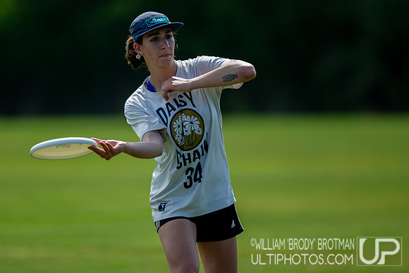 Day 1 at the 2026 USAU D-III College Championships