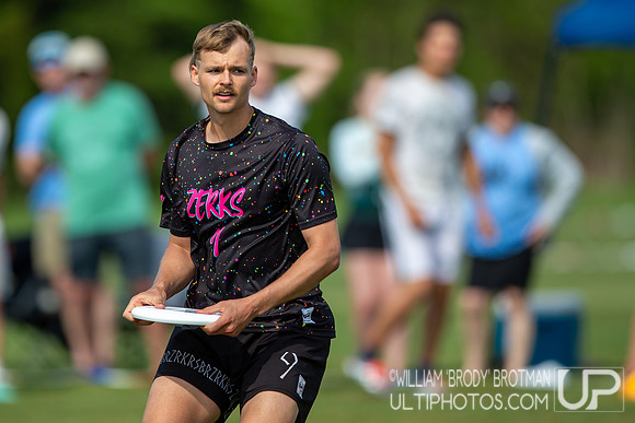 Day 1 at the 2026 USAU D-III College Championships