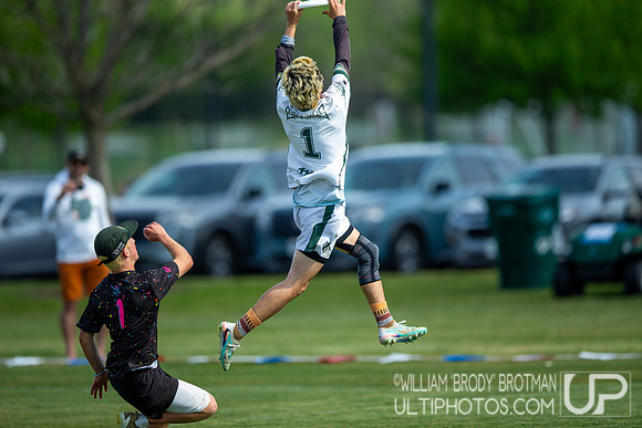 Day 1 at the 2026 USAU D-III College Championships