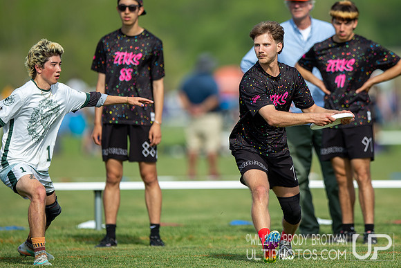 Day 1 at the 2026 USAU D-III College Championships