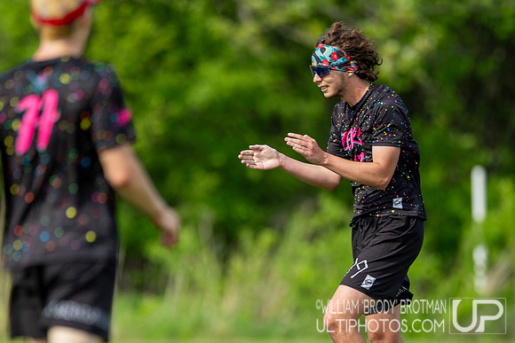 Day 1 at the 2026 USAU D-III College Championships
