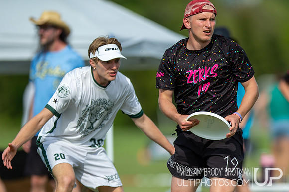Day 1 at the 2026 USAU D-III College Championships