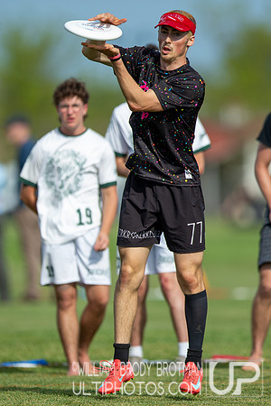 Day 1 at the 2026 USAU D-III College Championships