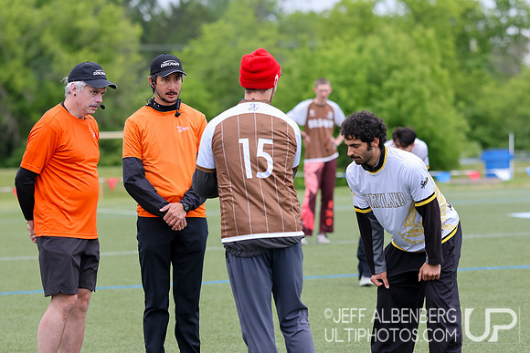 Day 1 at the 2026 USAU D-I College Championships