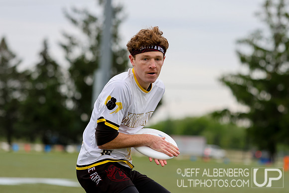 Day 1 at the 2026 USAU D-I College Championships