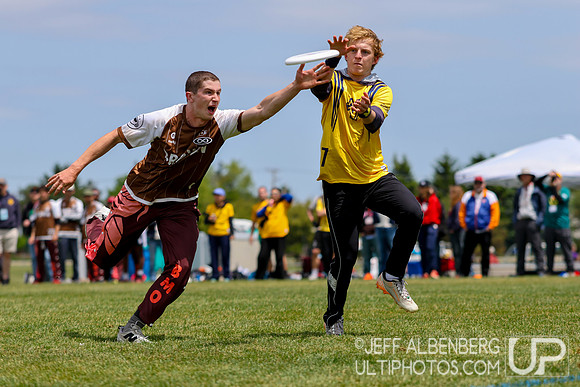 Day 1 at the 2026 USAU D-I College Championships