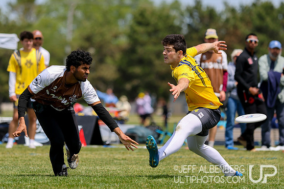 Day 1 at the 2026 USAU D-I College Championships