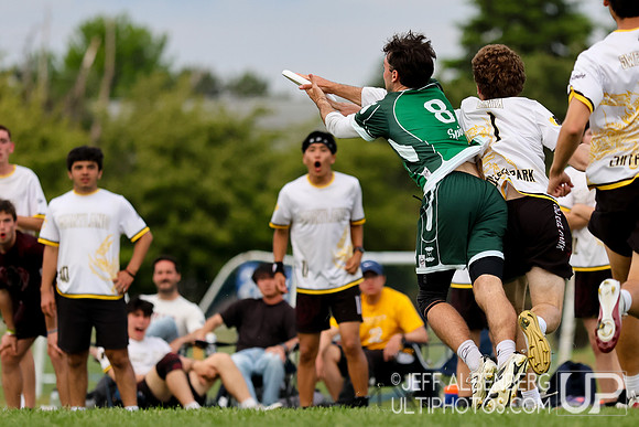 Day 2 at the 2026 USAU D-I College Championships
