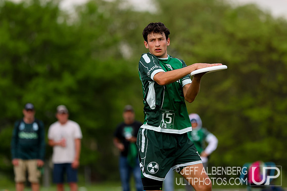 Day 2 at the 2026 USAU D-I College Championships