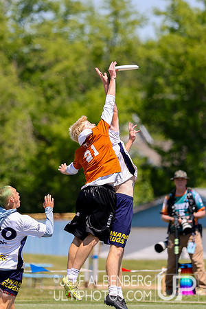 Day 2 at the 2026 USAU D-I College Championships