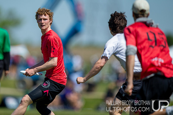 Day 3 at the 2026 USAU D-I College Championships