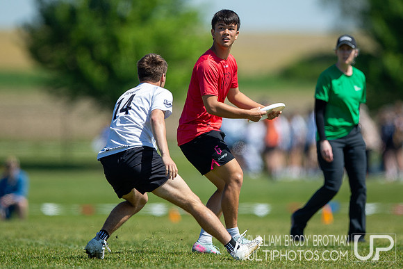 Day 3 at the 2026 USAU D-I College Championships