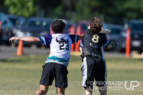 VA HS States Saturday Round 1: Fairfax Fog vs Richmond Spinners