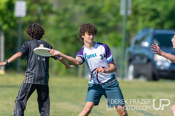 VA HS States Saturday Round 1: Fairfax Fog vs Richmond Spinners