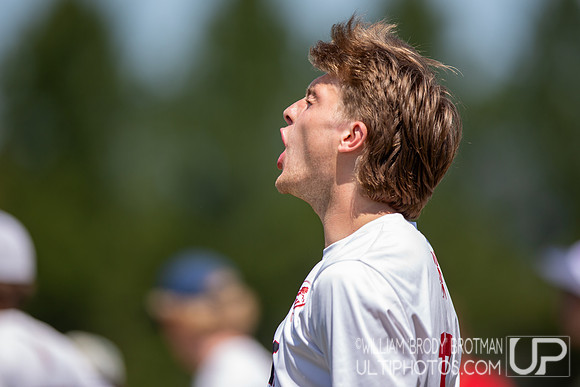 Day 2 of the USA Ultimate D-I College Championships