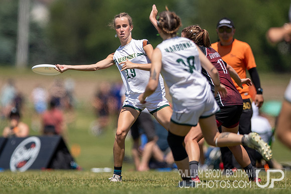 Day 2 at the 2026 USAU D-I College Championships