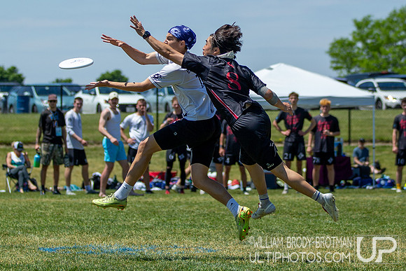 Day 2 at the 2026 USAU D-I College Championships