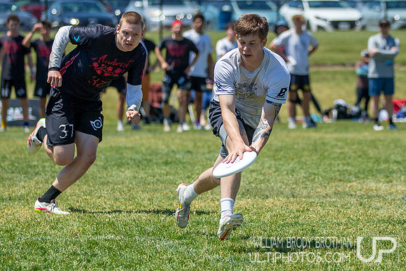 Day 2 at the 2026 USAU D-I College Championships
