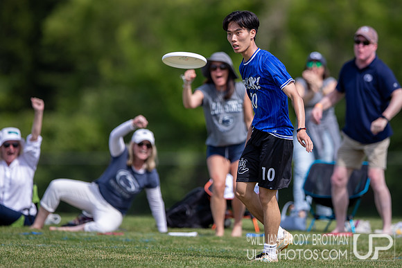 Day 2 at the 2026 USAU D-I College Championships