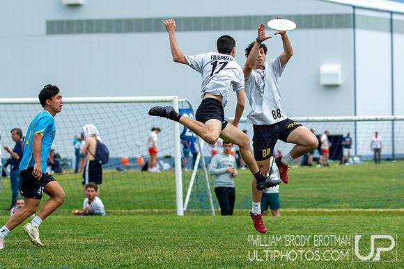 Day 2 at the 2026 USAU D-I College Championships