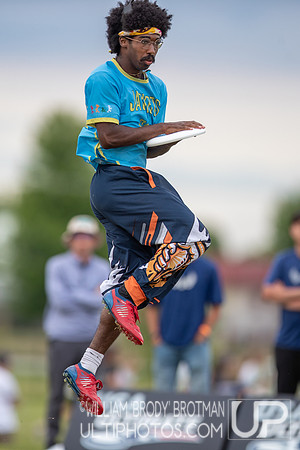 Day 2 at the 2026 USAU D-I College Championships