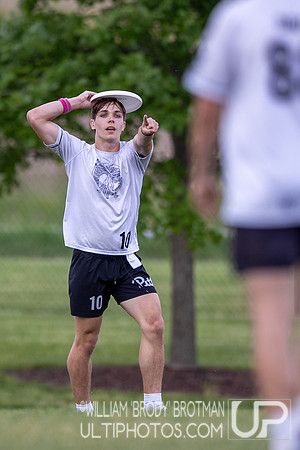 Day 2 at the 2026 USAU D-I College Championships