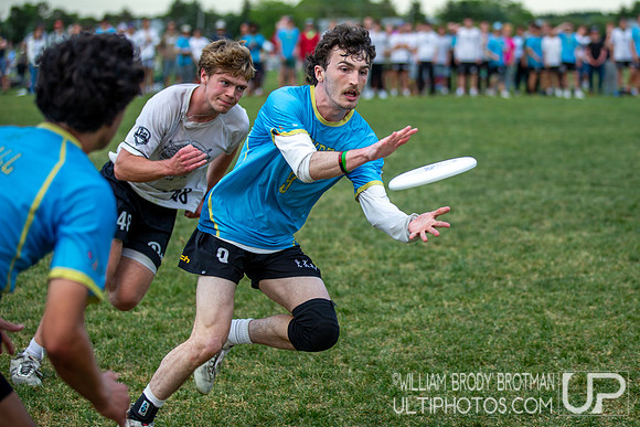 Day 2 at the 2026 USAU D-I College Championships