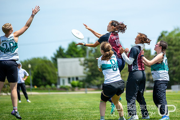 Day 1 at the 2026 USAU D-I College Championships