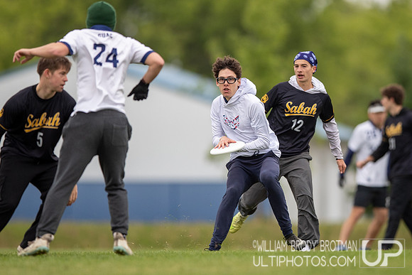 Day 1 at the 2026 USAU D-I College Championships
