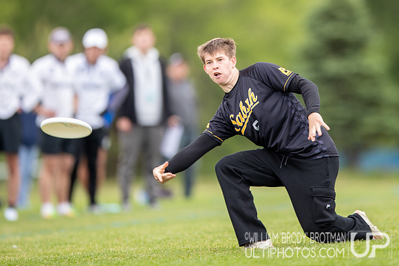 Day 1 at the 2026 USAU D-I College Championships