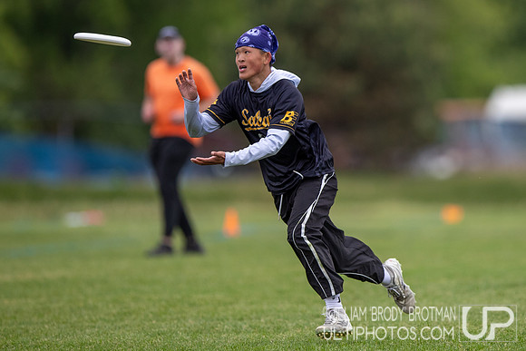 Day 1 at the 2026 USAU D-I College Championships