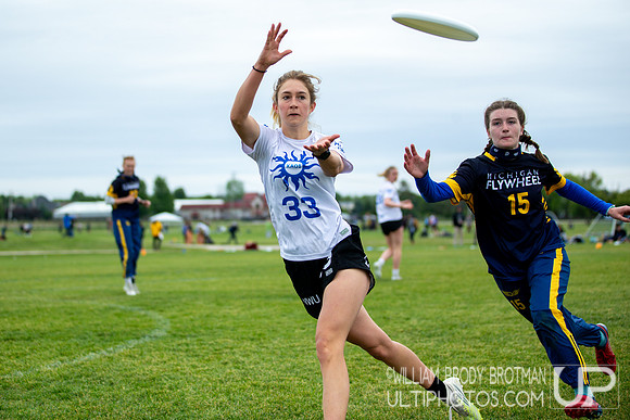 Day 1 at the 2026 USAU D-I College Championships