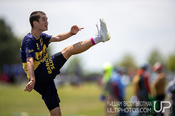 Day 1 at the 2026 USAU D-I College Championships