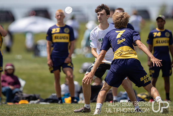 Day 1 at the 2026 USAU D-I College Championships