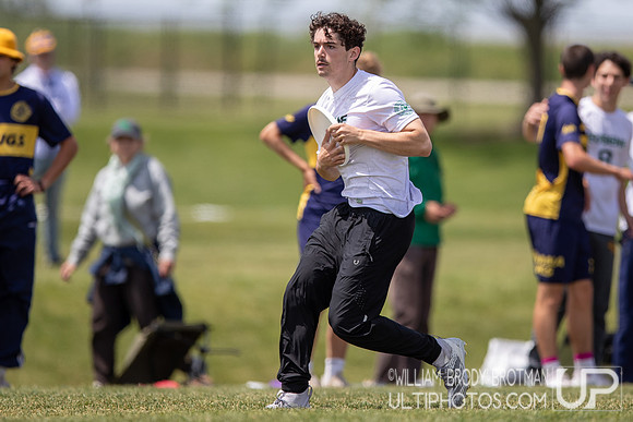 Day 1 at the 2026 USAU D-I College Championships