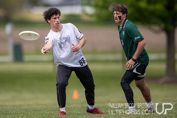 Day 1 at the 2026 USAU D-I College Championships